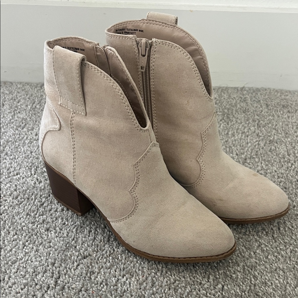 Elegant Tan Ankle Booties